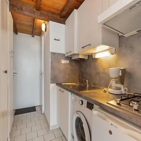 Studio Cabin For 4 Apartment